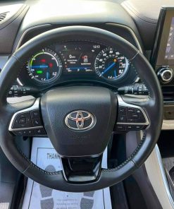 2021 Toyota Highlander Hybrid 2