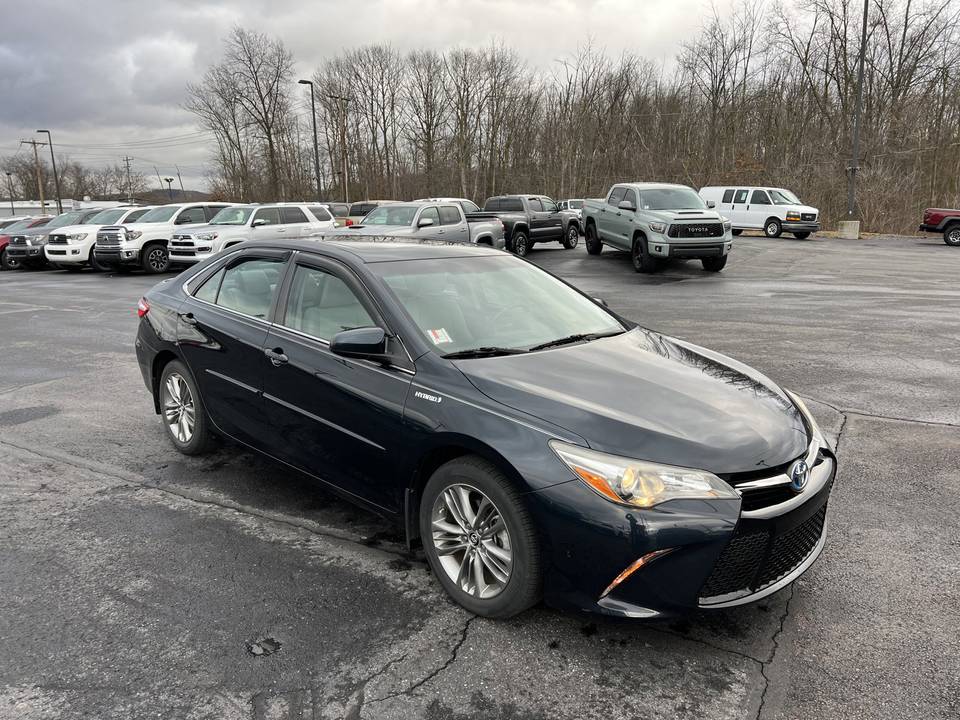 2015 Toyota Camry Hybrid 4WD Luxury - Certified Pre-Owned 2 2015 Toyota Camry Hybrid 4WD Luxury - Certified Pre-Owned - Image 2