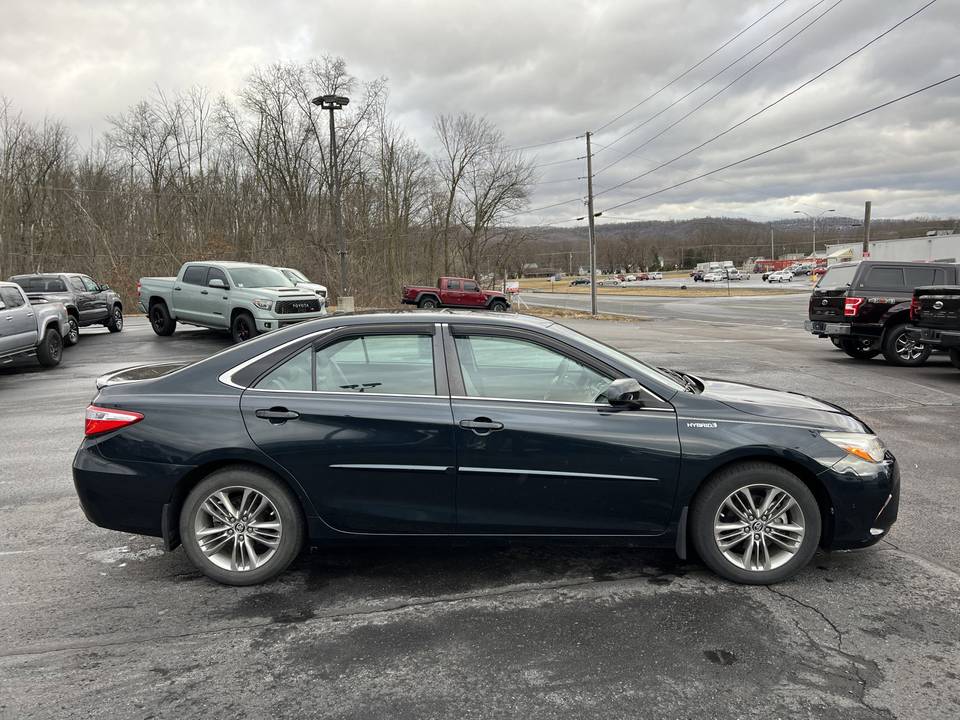 2015 Toyota Camry Hybrid 4WD Luxury - Certified Pre-Owned 4 2015 Toyota Camry Hybrid 4WD Luxury - Certified Pre-Owned - Image 4