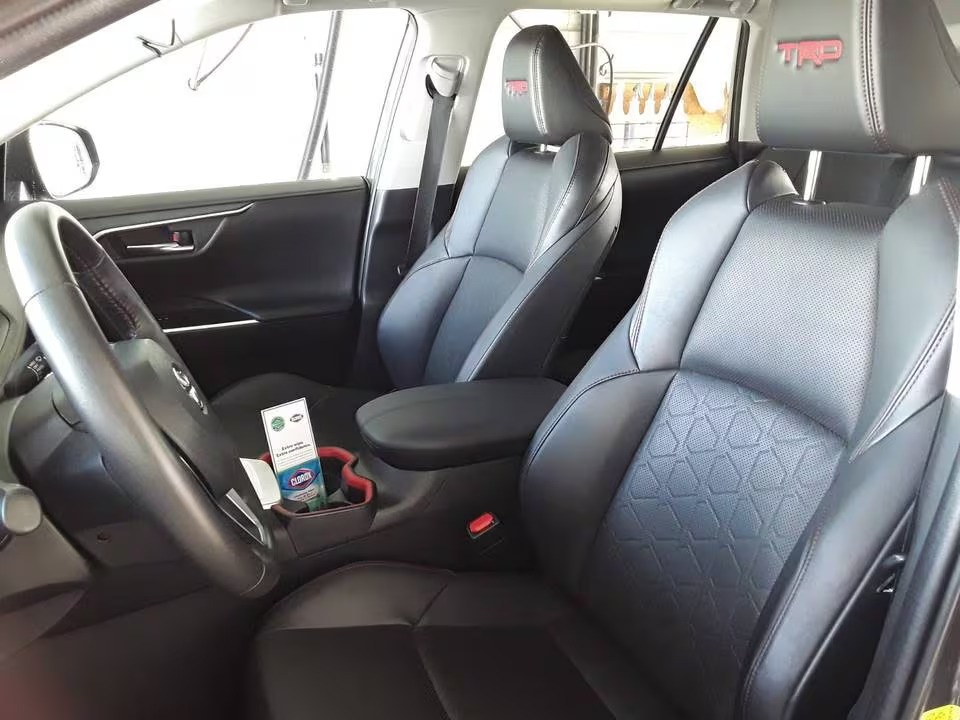 2020 TOYOTA RAV4 BEST DEALS 4 2020 TOYOTA RAV4 BEST DEALS - Image 4