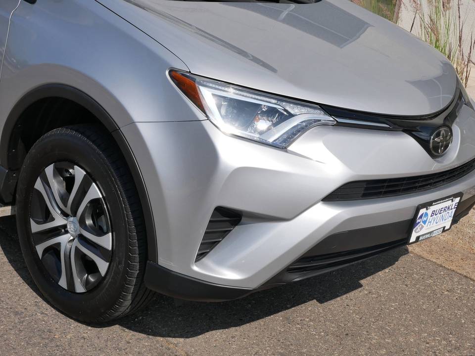 2018 TOYOTA RAV4 BEST DEALS 2 2018 TOYOTA RAV4 BEST DEALS - Image 2