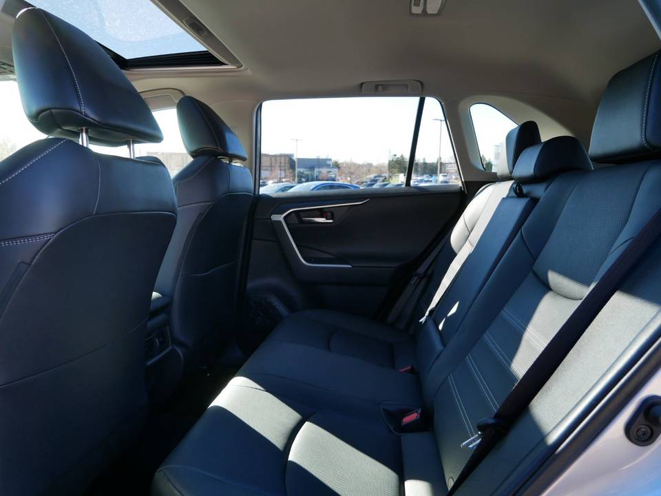 2019 TOYOTA RAV4 BEST DEALS 5 2019 TOYOTA RAV4 BEST DEALS - Image 5