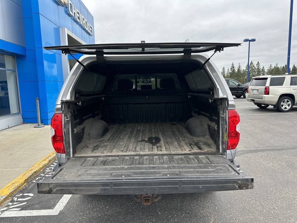 2017 TOYOTA TUNDRA 4WD BEST DEALS - Certified Pre-Owned 4 2017 TOYOTA TUNDRA 4WD BEST DEALS - Certified Pre-Owned - Image 4