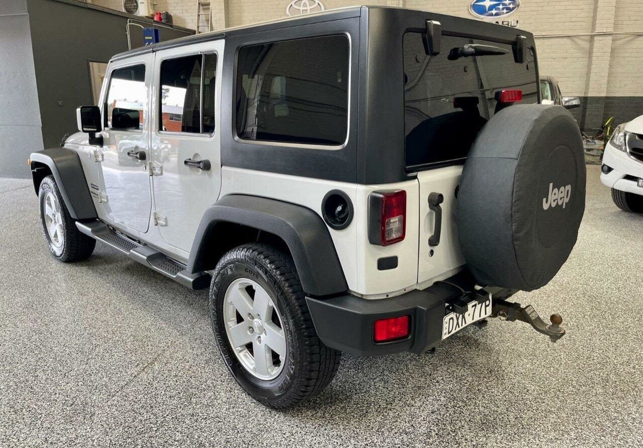 2018 Jeep Wrangler Unlimited R.H.D For Sale 5 2018 Jeep Wrangler Unlimited R.H.D For Sale - Image 5