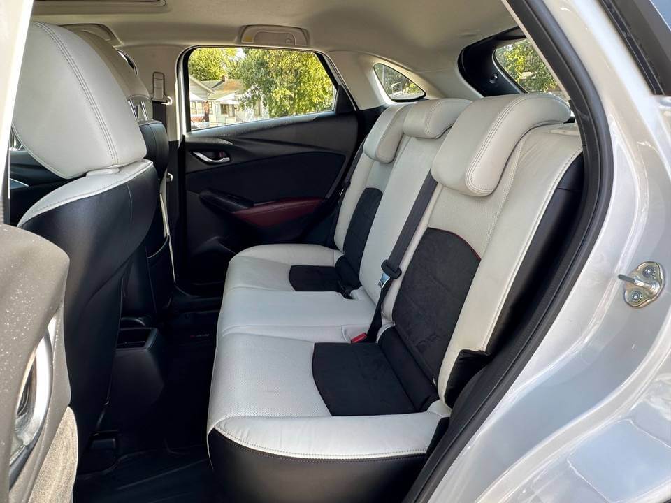 2018 Mazda CX-3 S Touring Luxury & Technology 4 2018 Mazda CX-3 S Touring Luxury & Technology - Image 4