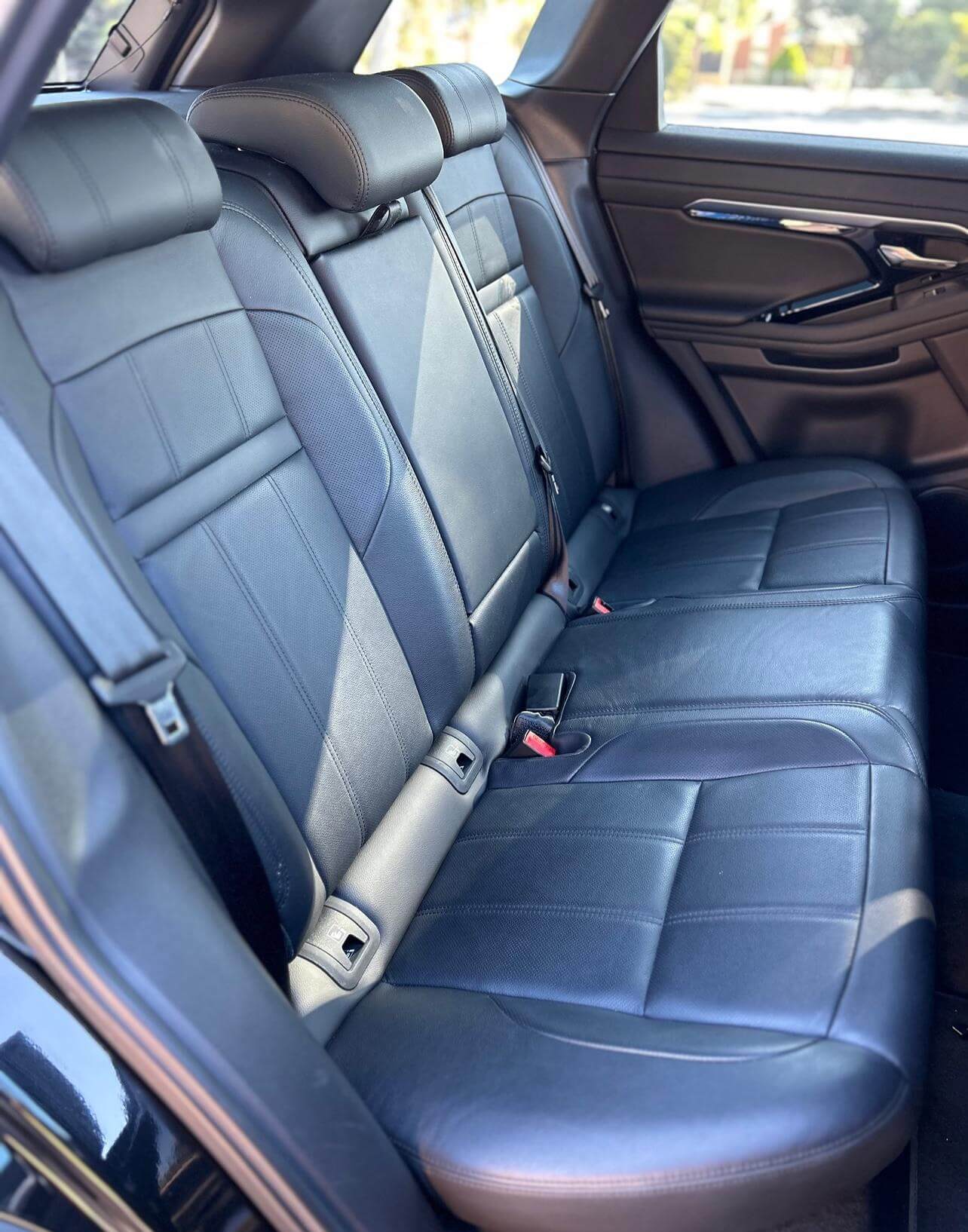 2021 Land Rover Range Rover Evoque ( Luxury 5 seats) 5 2021 Land Rover Range Rover Evoque ( Luxury 5 seats) - Image 5