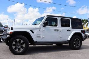 white 2018 Jeep Wrangler Unlimited Sahara 1