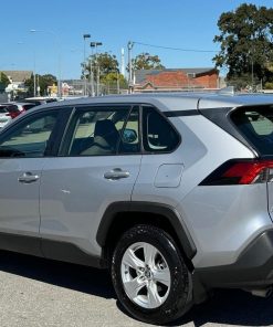 2021 Toyota RAV4 GX Hybrid 3