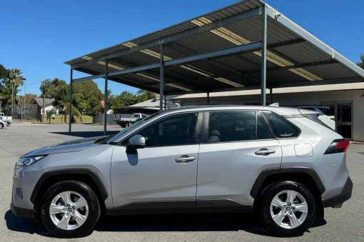 2021 Toyota RAV4 GX Hybrid 6