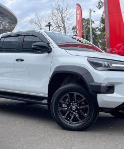 2023 Toyota Hilux Rogue