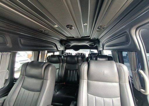 2017 Toyota HiAce Commuter Passenger Van 4