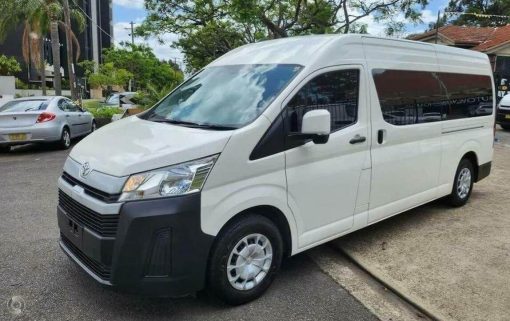 2020 Toyota Hiace Commuter Super LWB Auto 6