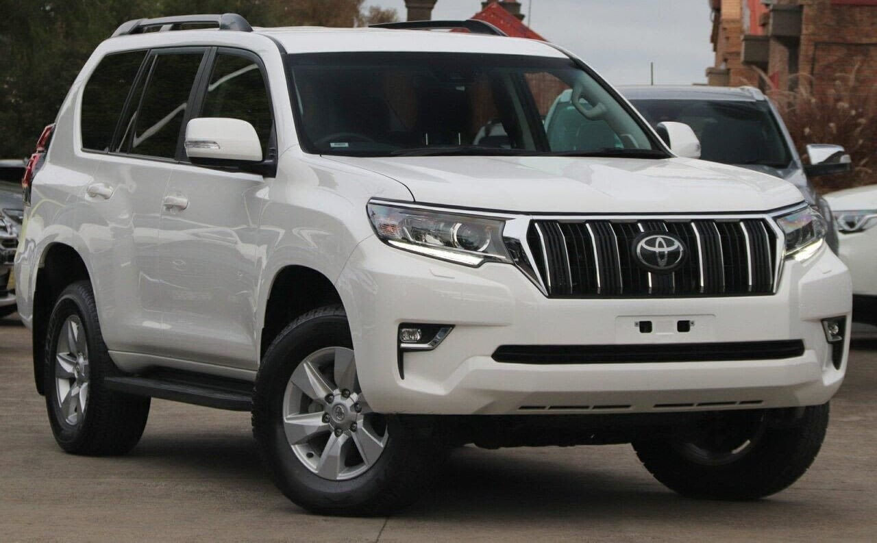 2022 Toyota Land Cruiser Prado GXL Flat Tailgate 1 2022 Toyota Land Cruiser Prado GXL Flat Tailgate