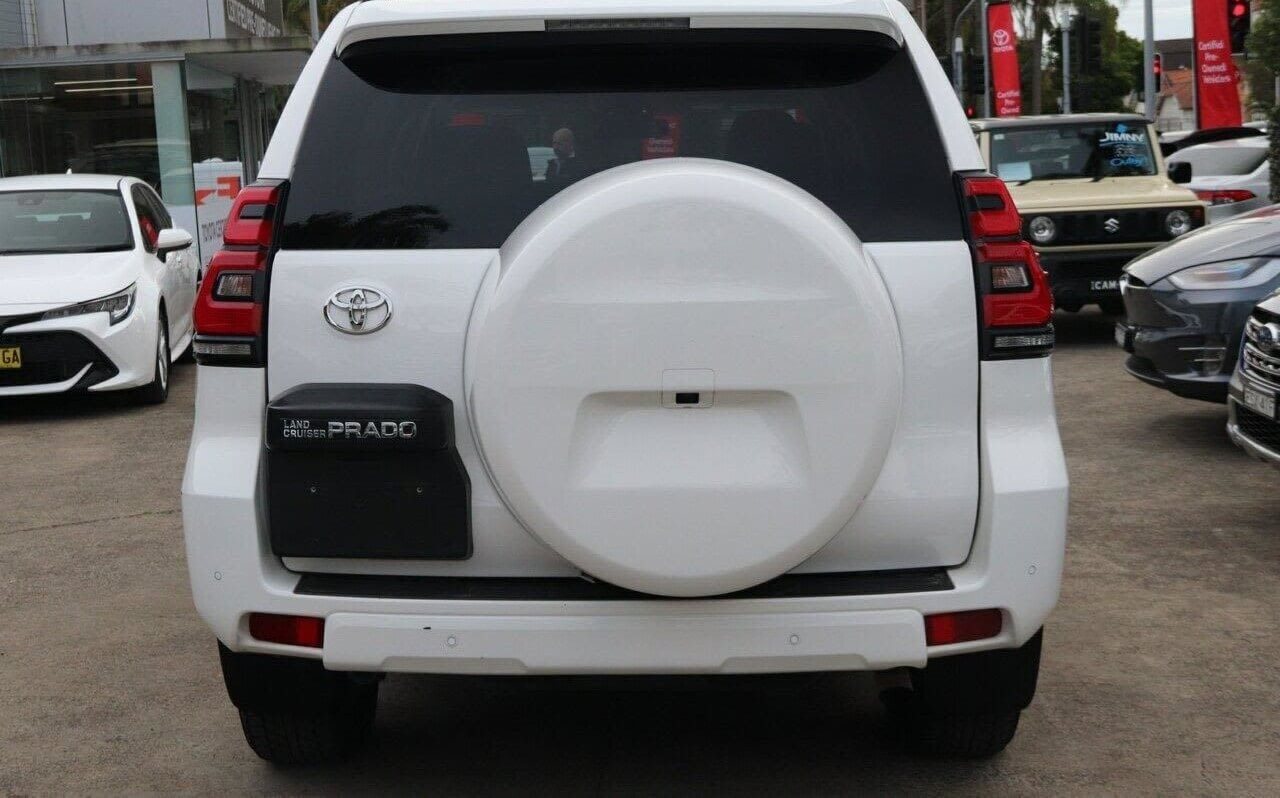 2022 Toyota Land Cruiser Prado GXL Flat Tailgate 14 2022 Toyota Land Cruiser Prado GXL Flat Tailgate