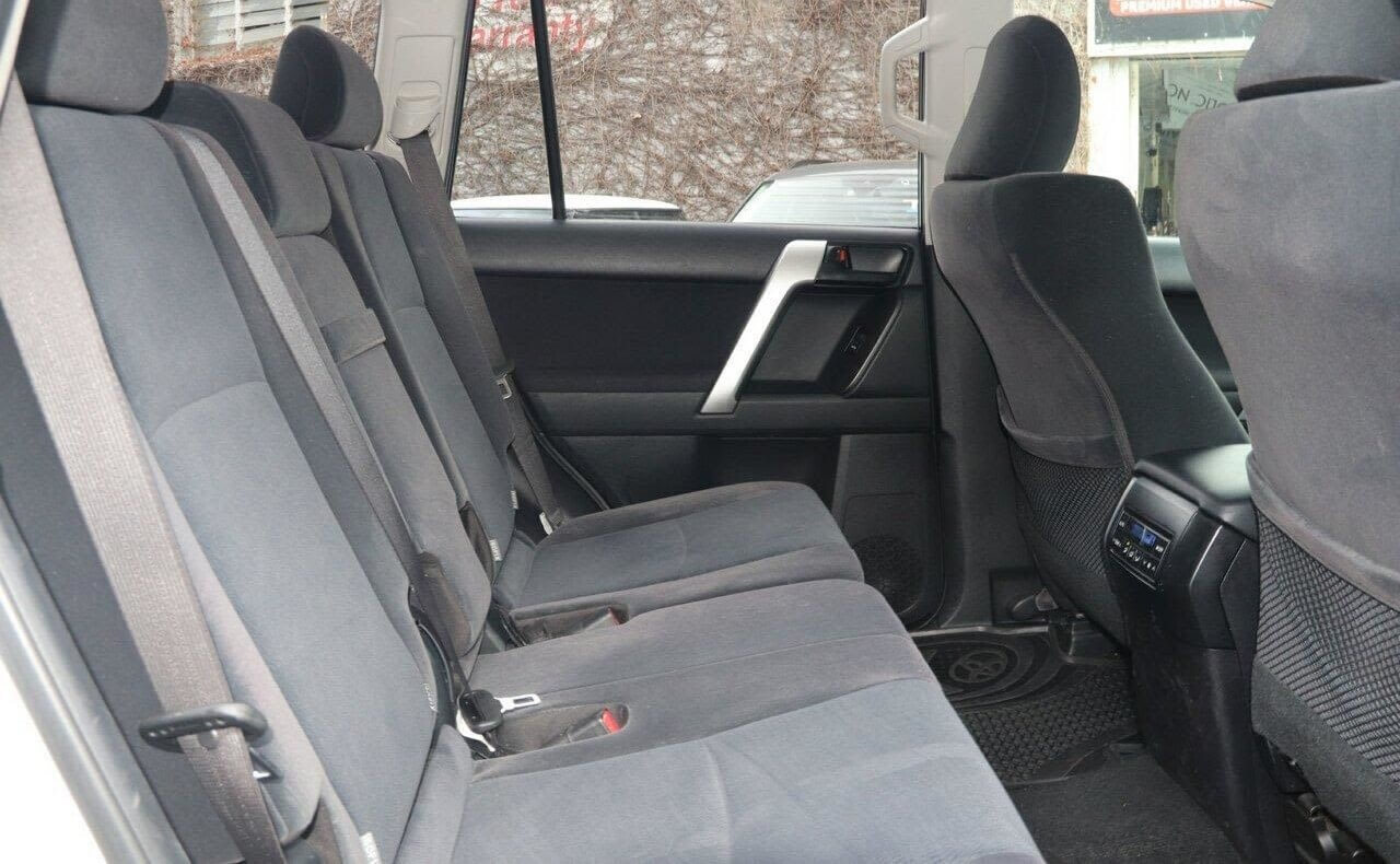 2022 Toyota Land Cruiser Prado GXL Flat Tailgate 6 2022 Toyota Land Cruiser Prado GXL Flat Tailgate - Image 6