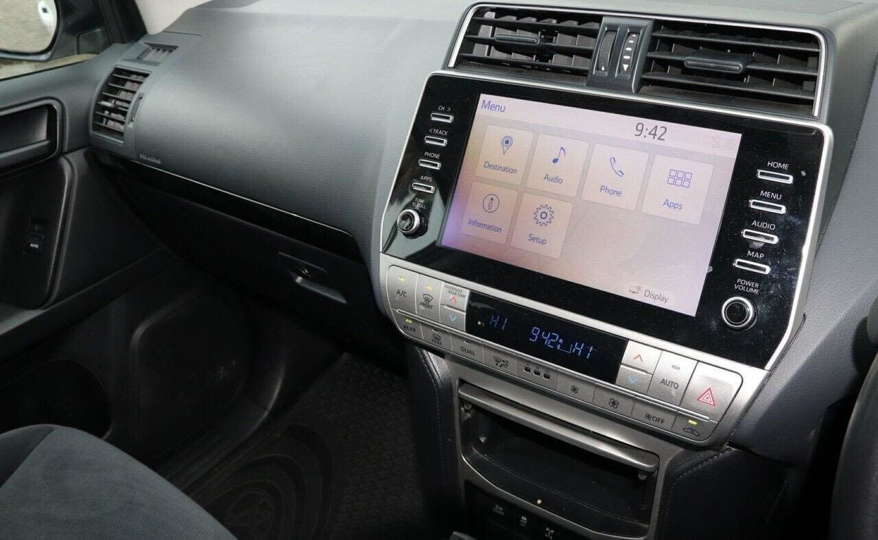 2022 Toyota Land Cruiser Prado GXL Flat Tailgate 9 2022 Toyota Land Cruiser Prado GXL Flat Tailgate - Image 9