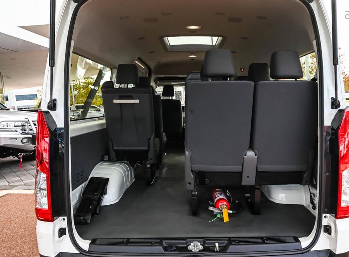 2023 HiAce Commuter Super LWB Auto 6 2023 HiAce Commuter Super LWB Auto - Image 6