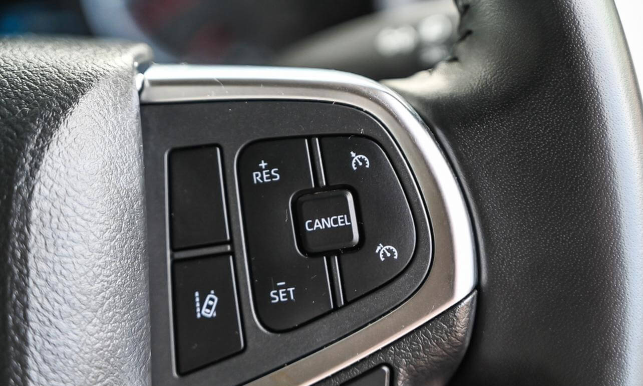 2023 HiAce Commuter Super LWB Auto 9 2023 HiAce Commuter Super LWB Auto - Image 9