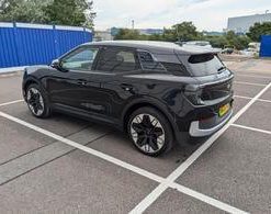 2024 Ford Explorer Extended Range Black