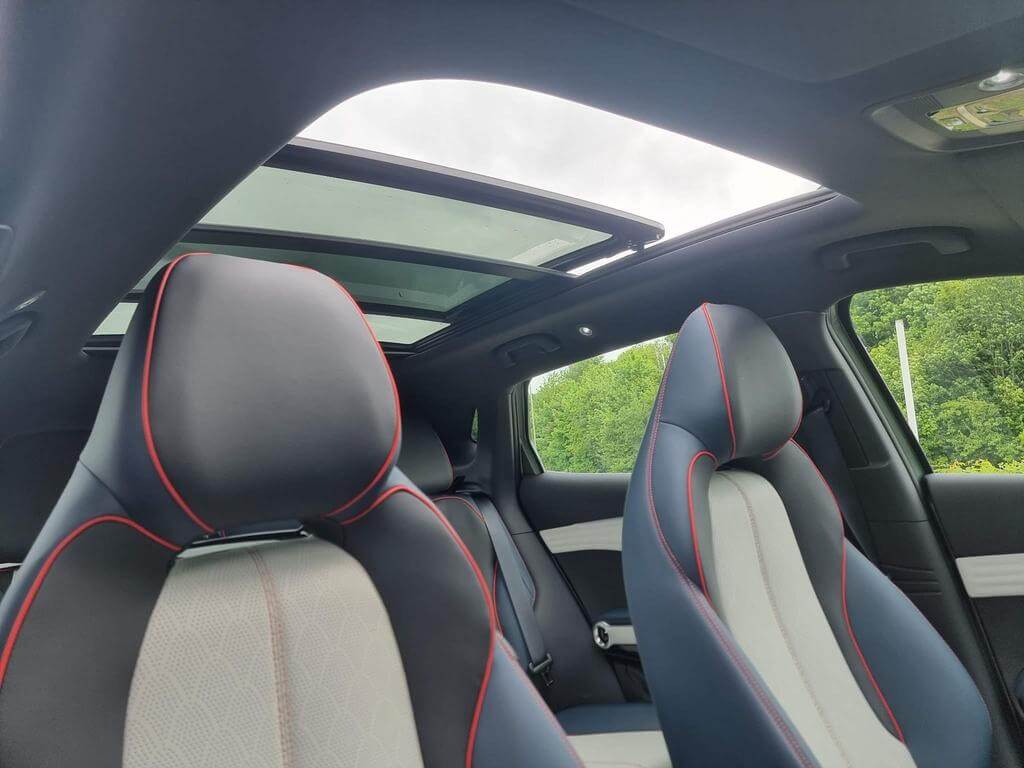 2024 BYD Atto 3 Red For Sale 6 2024 BYD Atto 3 Red For Sale - Image 6