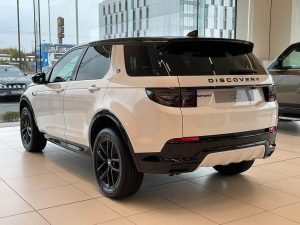 2024 Land Rover Discovery White
2024 Land Rover Discovery Sport P250 Dynamic SE 4dr SUV AWD (2.0L 4cyl Turbo 9A)