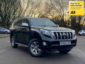2015 2.8 Invincible SUV 5dr Auto 4WD 7 Seats 2