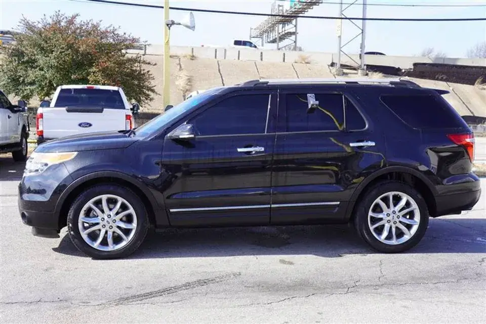 2015 Ford Explorer XLT 4dr SUV LIMITED - Certified Pre-Owned 9 2015 Ford Explorer XLT 4dr SUV - Certified Pre-Owned