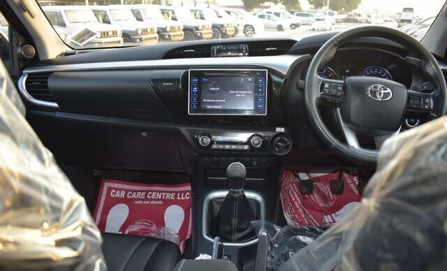 2016 TOYOTA Hilux GUN126 (4X4) - Certified Pre-Owned 6 2016 Toyota Hilux SR (4X4) - Certified Pre-Owned