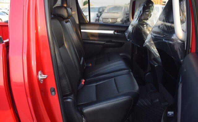 2016 TOYOTA Hilux GUN126 (4X4) - Certified Pre-Owned 7 2016 Toyota Hilux SR (4X4) - Certified Pre-Owned