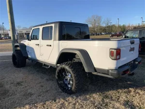 2020 Jeep Gladiator Rubicon 4dr - Certified Pre-Owned 3 Certified Pre-Owned 2020 Jeep Gladiator Rubicon 4dr Crew Cab 4WD SB (3.6L 6cyl 8A)