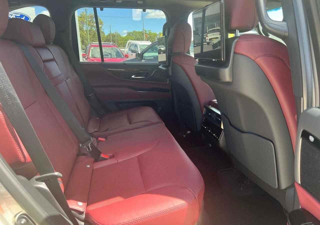 2022 Lexus LX500D Sports Luxury FJA310R - Certified Pre-Owned 6 2022 Lexus LX500D Sports Luxury FJA310R - Certified Pre-Owned - Image 6