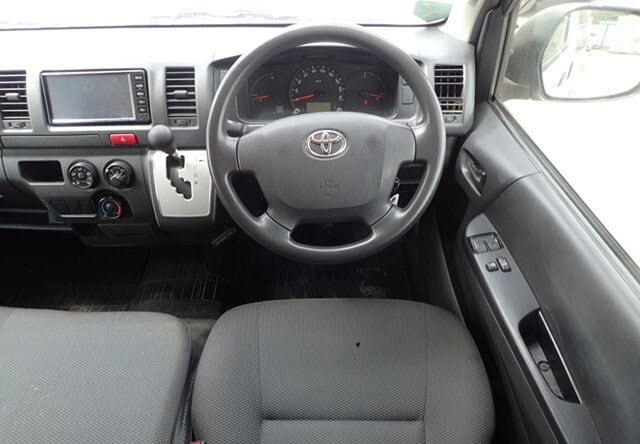 2018 Toyota HiAce Automatic Best Vans - Certified Pre-Owned 8 2018 Toyota HiAce Automatic Best Vans - Certified Pre-Owned - Image 8