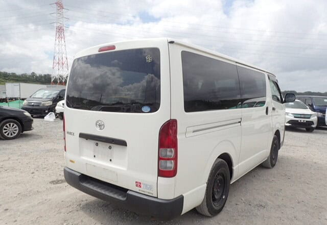 2018 Toyota HiAce Automatic Best Vans - Certified Pre-Owned 3 2018 Toyota HiAce Automatic Best Vans - Certified Pre-Owned - Image 3