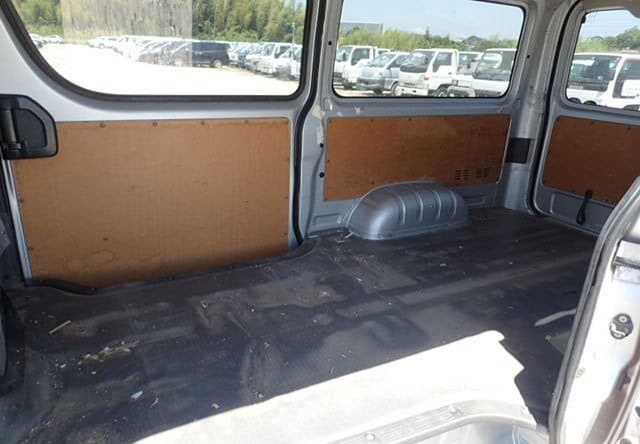 2018 TOYOTA HiAce Van FOR SALE 8 2018 TOYOTA HiAce Van FOR SALE - Image 8