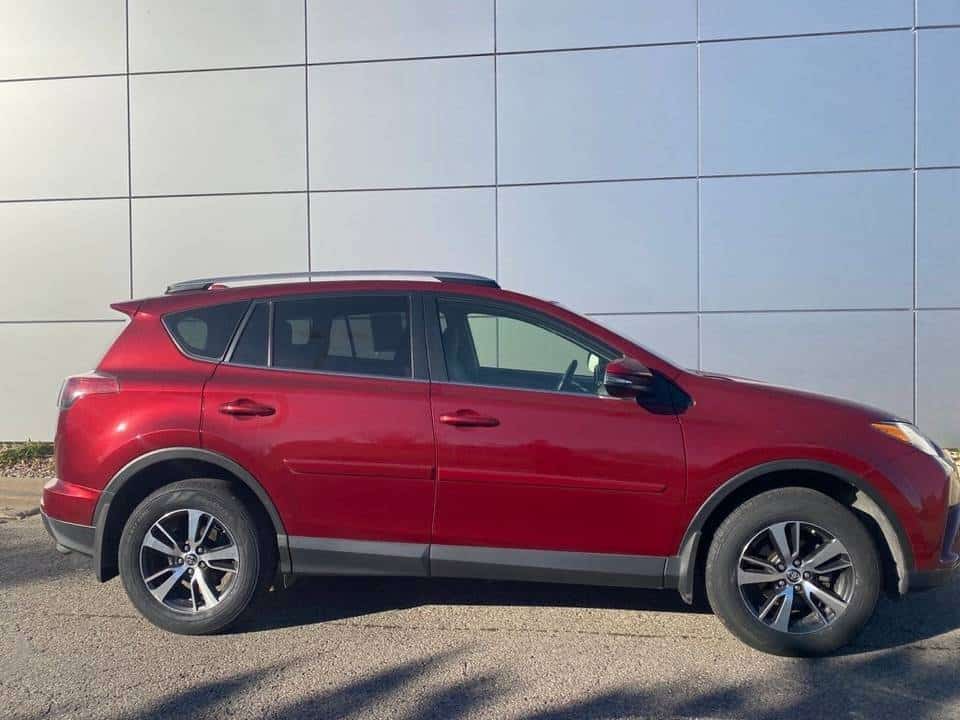 2018 TOYOTA RAV4 BEST DEALS - Certified Pre-Owned 3 2018 TOYOTA RAV4 BEST DEALS - Certified Pre-Owned - Image 3