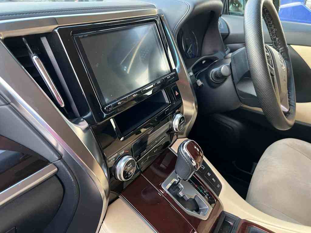 2024 Toyota Vellfire 2.4 Hybrid Automatic - Certified Pre-Owned 9 2024 Toyota Vellfire 2.4 Hybrid Automatic - Certified Pre-Owned - Image 9